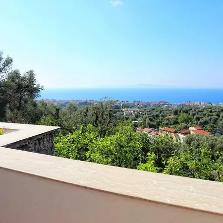 Apartment Beatrice Sorrento