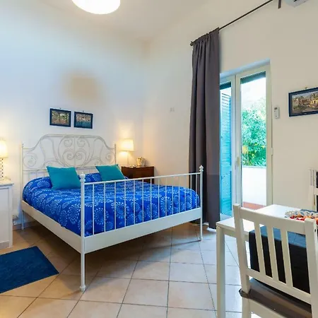 Apartment Beatrice Sorrento